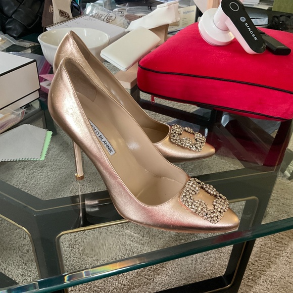 Manolo Blahnik Copper Hangisi Heels - Picture 2 of 14